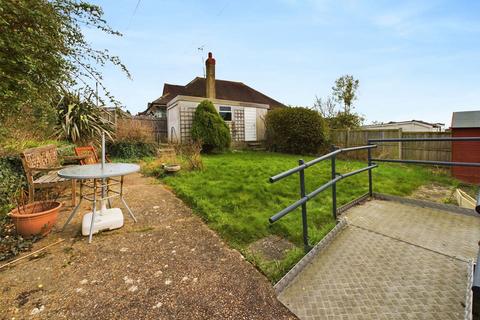 3 bedroom detached bungalow for sale, Greenways, Southwick