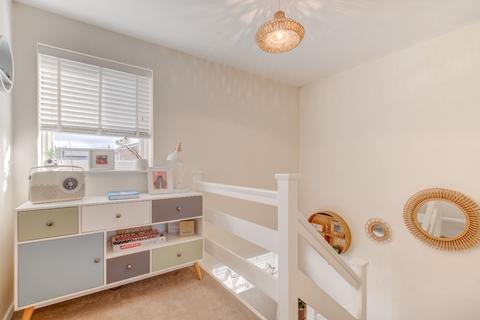 24 Gorsey Close, Astwood Bank, Redditch, B96 6AG