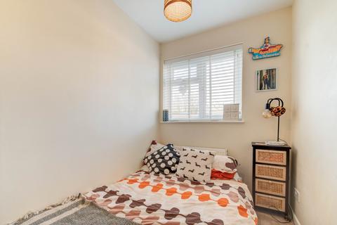 24 Gorsey Close, Astwood Bank, Redditch, B96 6AG