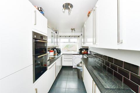 3 bedroom terraced house for sale, Stanstead Crescent, Woodingdean, Brighton, East Sussex