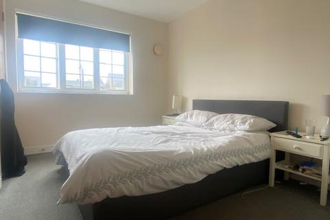 2 bedroom apartment to rent - Baltic Wharf, Clifton Marine Parade, Gravesend, Kent, DA11 0DR