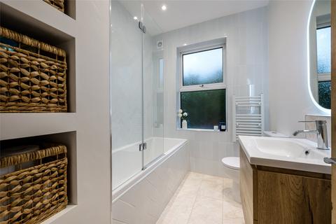 10 Chapel Road, Wirral, CH47 3AZ
