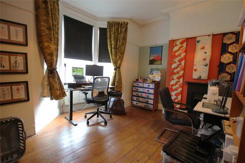 2 bedroom apartment for sale, Second Avenue, Heaton, Newcastle Upon Tyne, Tyne & Wear