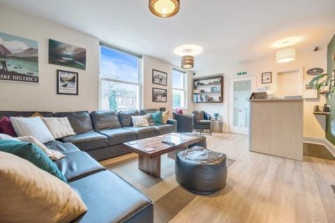 6 bedroom end of terrace house for sale, 19 Brunswick Square, Penrith, Cumbria, CA11 7LR