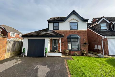 3 bedroom detached house for sale, Tower Close, Thornton FY5