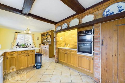 4 bedroom detached house for sale, Newport Road, South Walsham, Norwich