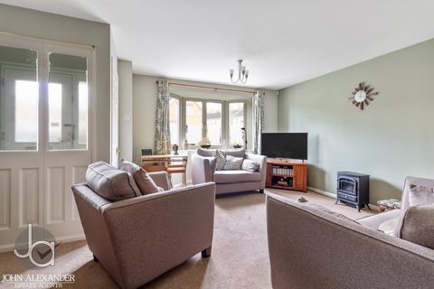 16 Hawthorn Road, Tolleshunt Knights, Maldon, CM9 8WB