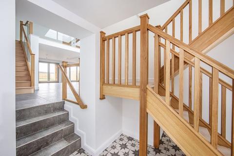 4 bedroom terraced house for sale - Swallows Loft, Bridge House Farm Barns, Bridgehouse Lane, Winterley