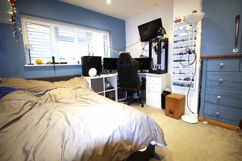92 Cromwell Road, Caterham, CR3 5JB