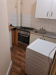 1 bedroom flat to rent, High Road, Ilford IG1
