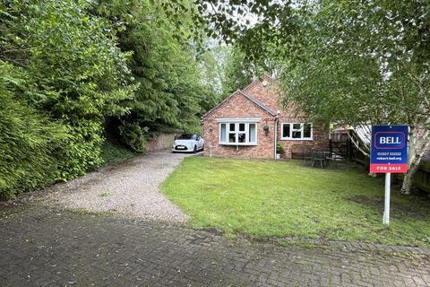 4 bedroom detached bungalow for sale, 2 The Spinney, Lincoln Road, Horncastle