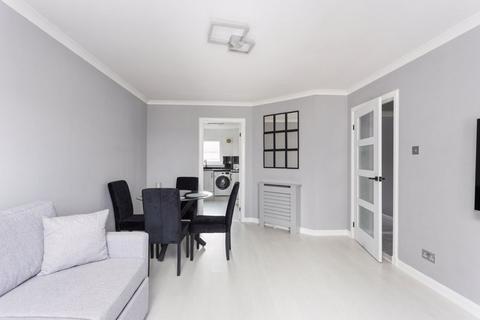 2 bedroom flat for sale - Kestrel Brae, Livingston