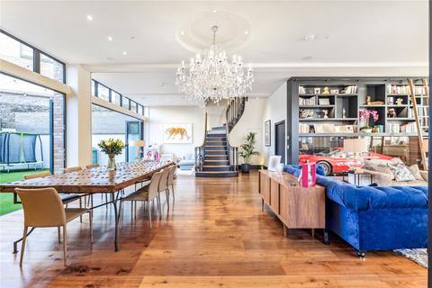5 bedroom end of terrace house for sale, Broughton Road, London, SW6