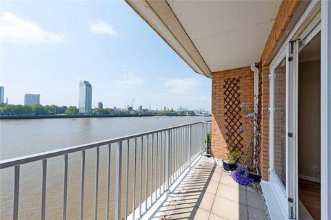 2 bedroom flat to rent, Homer Drive, London, E14 3UQ