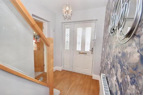 25 Chatburn Park Drive, Clitheroe, BB7 2AY