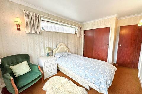 3 bedroom bungalow for sale, Landscape Road, Warlingham, Surrey, CR6 9JB
