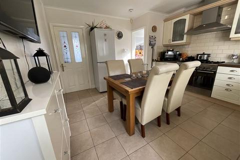 3 bedroom semi-detached house for sale, Woodhouse Crescent, Beighton, Sheffield, S20 1AT