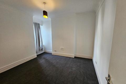 2 bedroom flat to rent - Stanthorpe Road, London, SW16 2DY