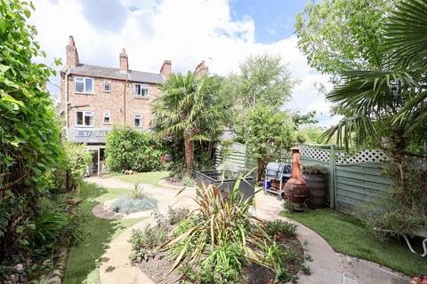 8 Coltsgate Hill, Ripon, HG4 2AB