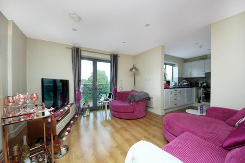 Flat 5, 353 Uxbridge Road, Acton, London, W3 9RH