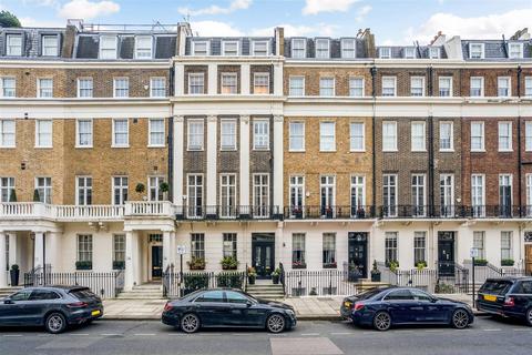 3 bedroom apartment for sale, Eaton Place, Belgravia, SW1X