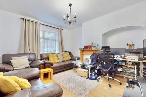 52 Valence Circus, Dagenham, RM8 3LX