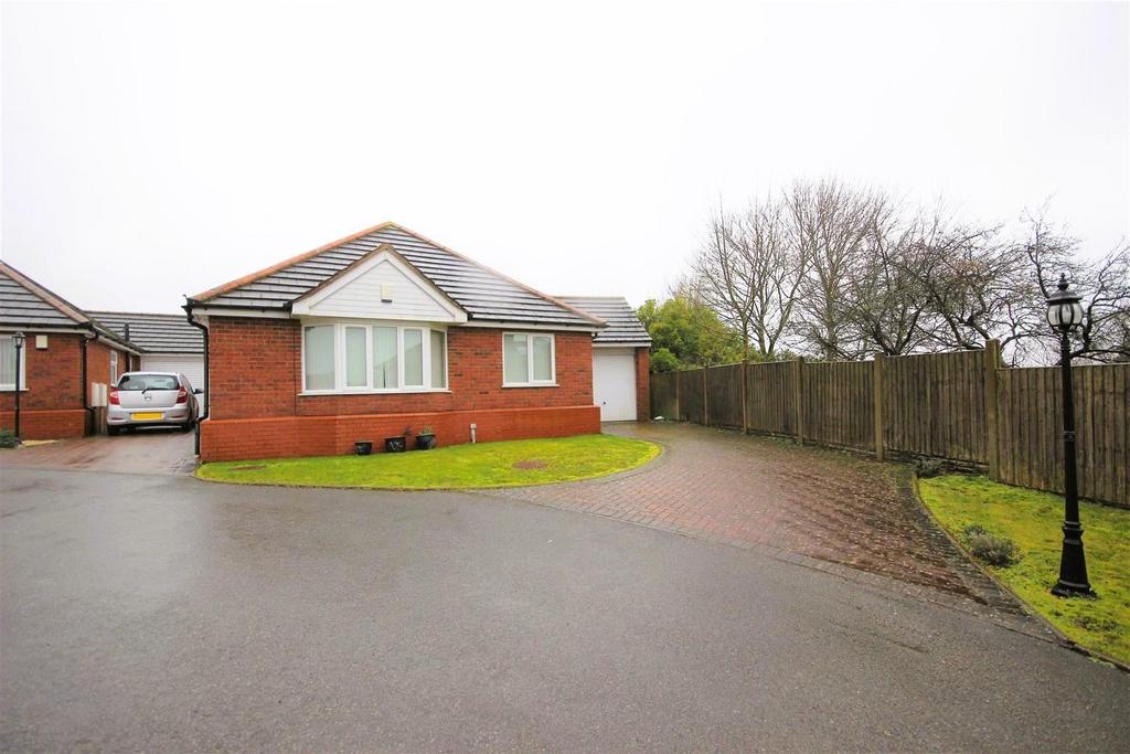 Wall Well, Halesowen B63 2 bed detached bungalow for sale £325,000