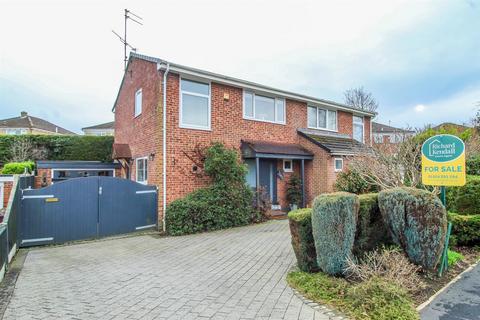 3 bedroom house for sale, Wavell Grove, Wakefield WF2