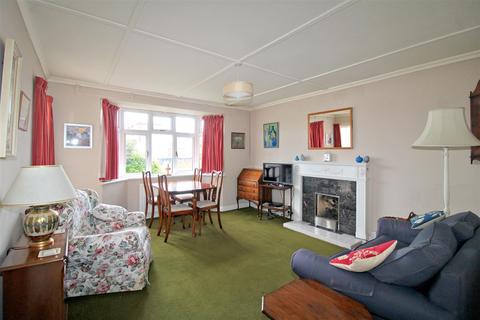 2 bedroom detached bungalow for sale, Chyngton Gardens, Seaford