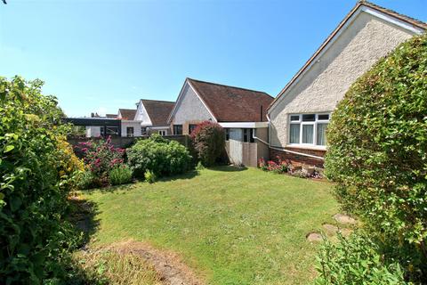 2 bedroom detached bungalow for sale, Chyngton Gardens, Seaford