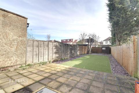 54 Costons Lane, Greenford, UB6 8RP