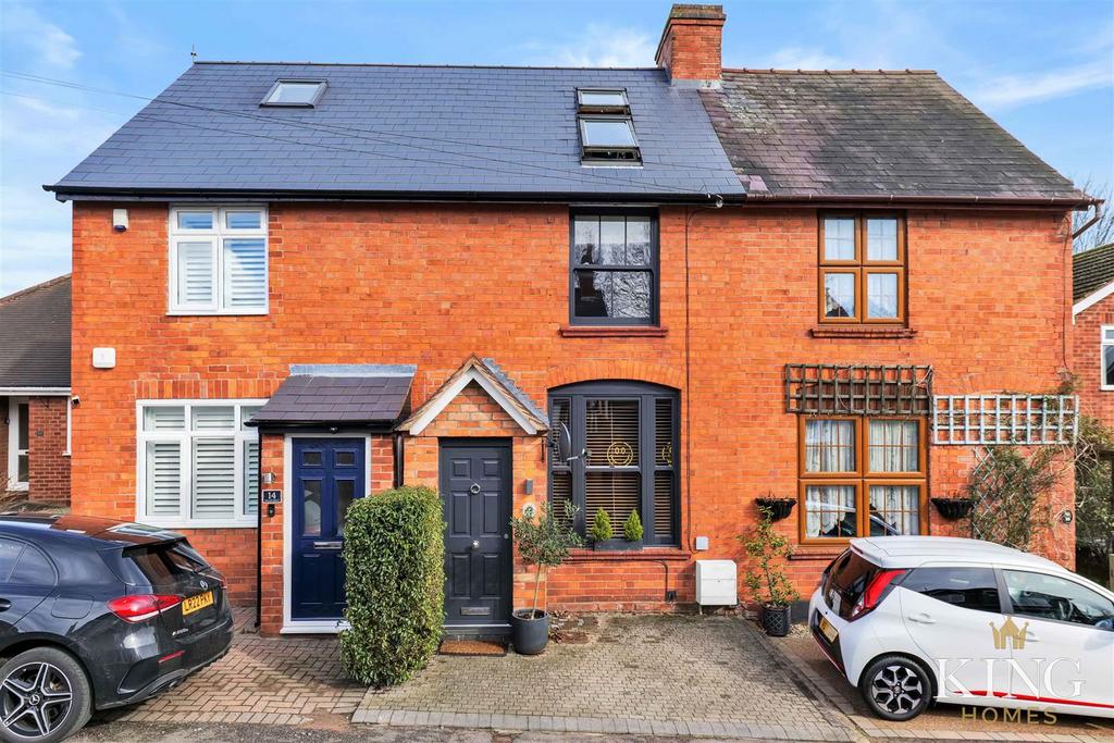 Upland Grove, Bromsgrove 3 bed terraced house for sale £300,000