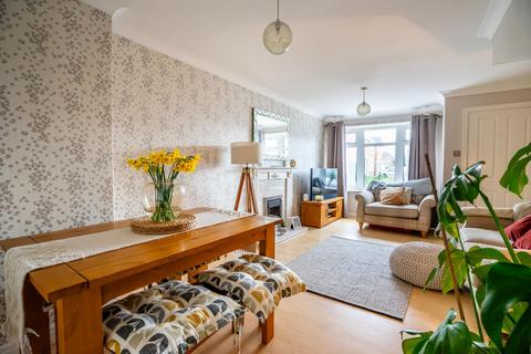 2 bedroom townhouse for sale, Orrin Close, Woodthorpe, York