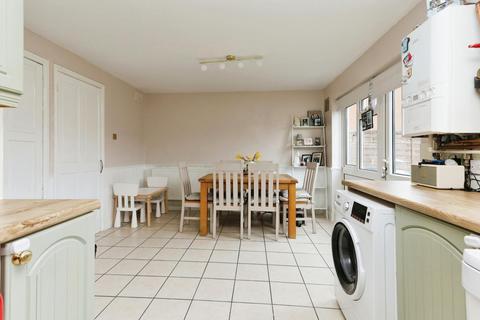 76 Stonepit, Tamworth, B77 1DW