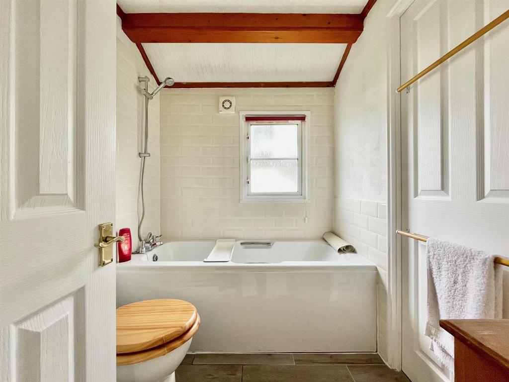 BATH.jpg