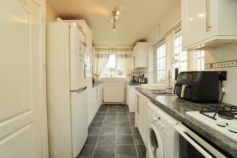 2 bedroom detached bungalow for sale, Barley View, Haxby, York