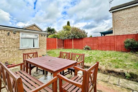 2 bedroom detached bungalow for sale, Barley View, Haxby, York