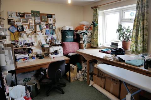6 Baydon Grove, Calne, SN11 9AT