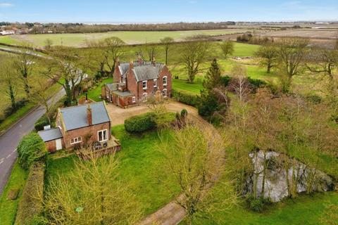 5 bedroom detached house for sale, Main Street, Ulrome, Driffield