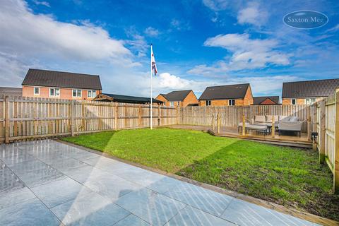 13 Axe Edge Close, Sheffield, S5 9BT