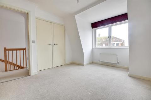 2 bedroom house for sale, Western Barn Close, Rye