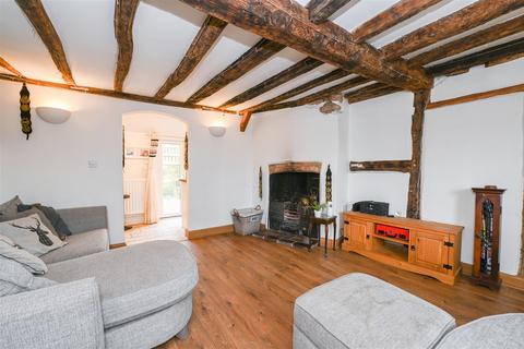 1 bedroom cottage for sale, High Street, Pershore