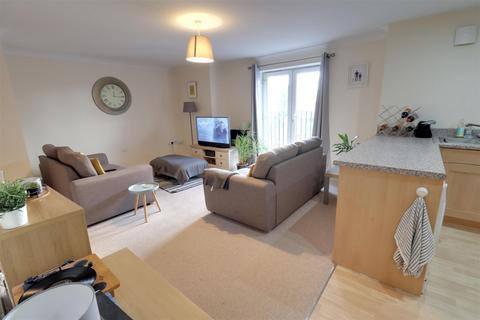 2 bedroom apartment for sale, Springfield Drive, Wistaston, Crewe