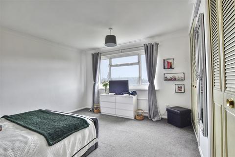 2 bedroom flat for sale, Hastings Road, Bexhill-On-Sea