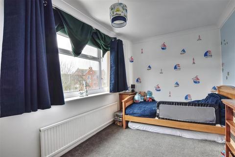 2 bedroom flat for sale, Hastings Road, Bexhill-On-Sea