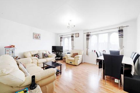 2 bedroom flat for sale, Torrington Drive, Harrow HA2