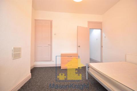 4 bedroom end of terrace house to rent - Westminster Road, Selly Oak, Birmingham B29