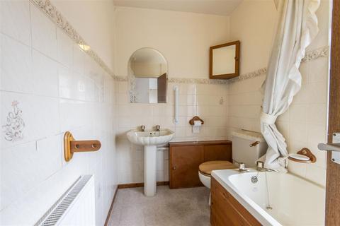 5 Markham Road, Duckmanton, Chesterfield, S44 5EP