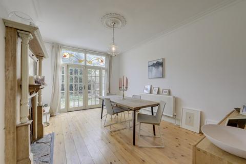 4 bedroom semi-detached house for sale - Bellingham Road, Catford, London, SE6
