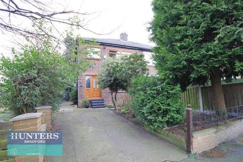 8 Birch Way, Bradford, BD5 8HA